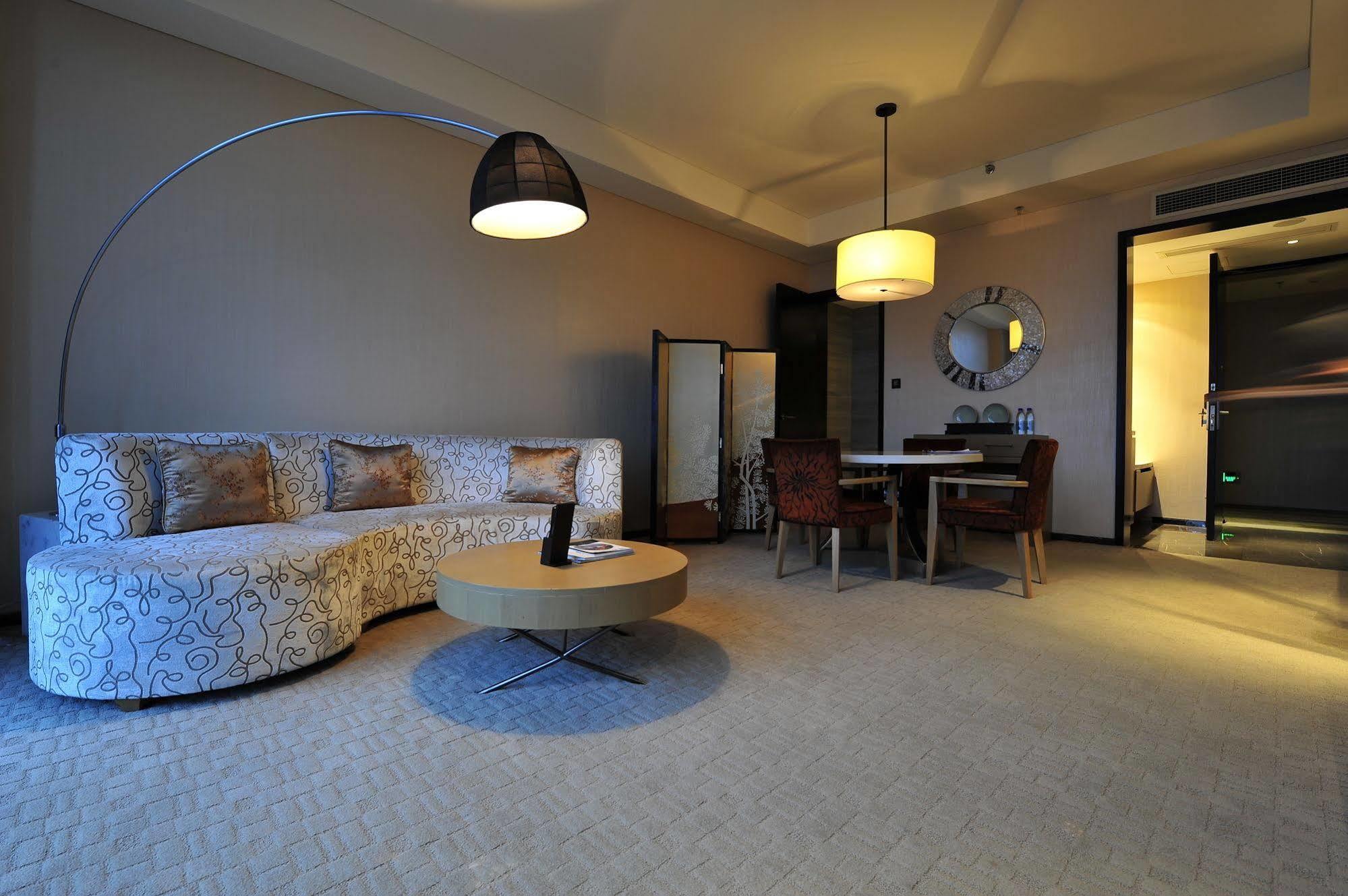 Renaissance Guiyang Hotel Eksteriør bilde